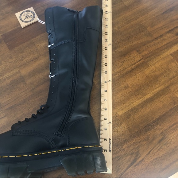 NIB $250 Dr. Martens Audrick Platform Tall Boot in Black - size 10 US / 8 UK! - Picture 9 of 9